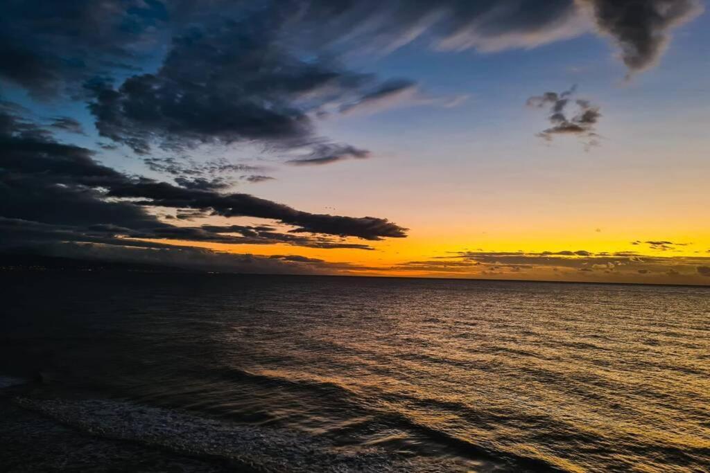 Amazing Frontline Sea Views Studio Apartment Castillo Del Vigia Torremolinos Eksteriør bilde