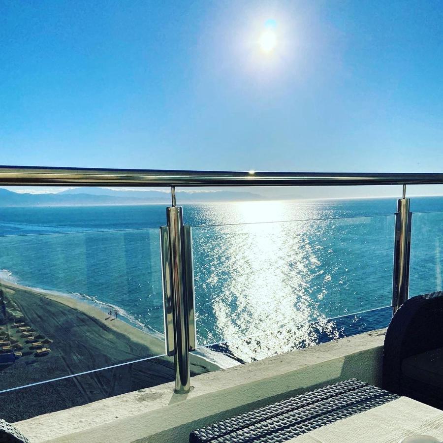 Amazing Frontline Sea Views Studio Apartment Castillo Del Vigia Torremolinos Eksteriør bilde
