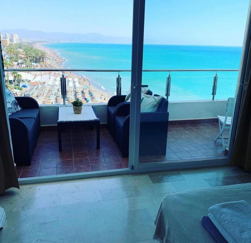 Amazing Frontline Sea Views Studio Apartment Castillo Del Vigia Torremolinos Eksteriør bilde