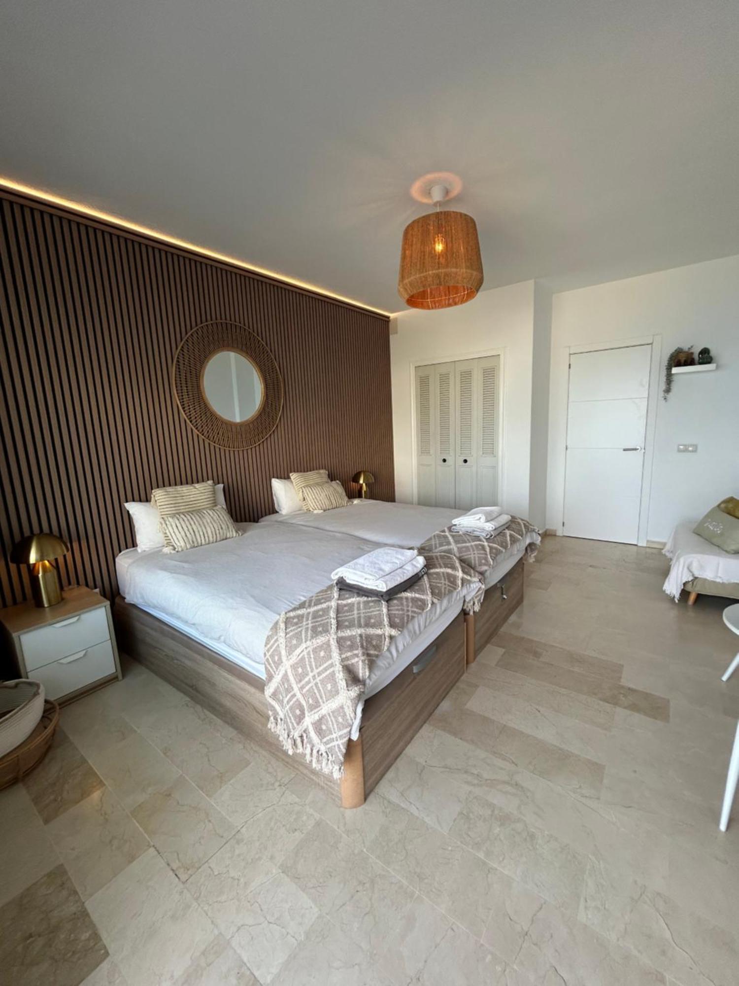 Amazing Frontline Sea Views Studio Apartment Castillo Del Vigia Torremolinos Eksteriør bilde